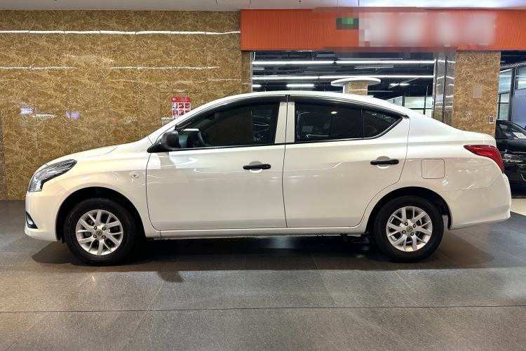 Used Nissan Sunny 2015 1.5XE CVT Comfort Edition Exterior 6