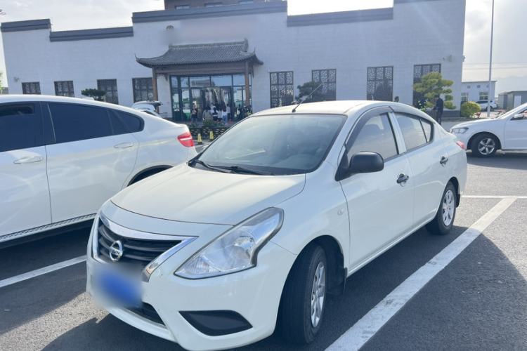 Used Nissan Sunny 2015 1.5XE Manual Comfort Edition Exterior 9