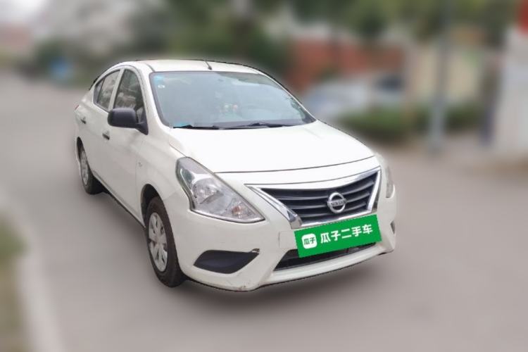 Used Nissan Sunny 2015 1.5XE Manual Comfort Edition Front Right 45 Deg
