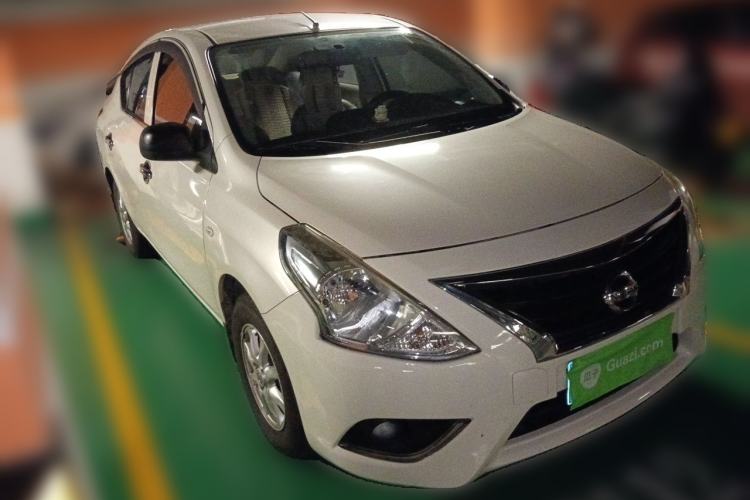 Used Nissan Sunny 2015 1.5XE CVT Comfort Edition Front Right 45 Deg