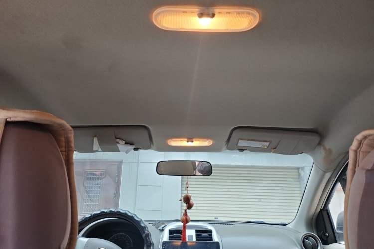 Used Nissan Sunny 2015 1.5XE Manual Comfort Edition Headliner