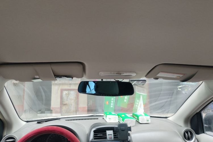 Used Nissan Sunny 2015 1.5XE Manual Master Edition Headliner