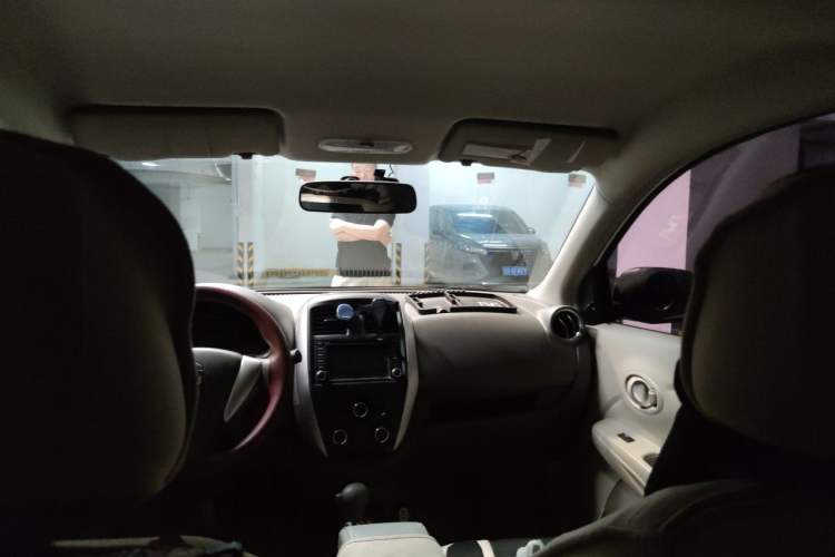 Used Nissan Sunny 2015 1.5XE CVT Comfort Edition Headliner
