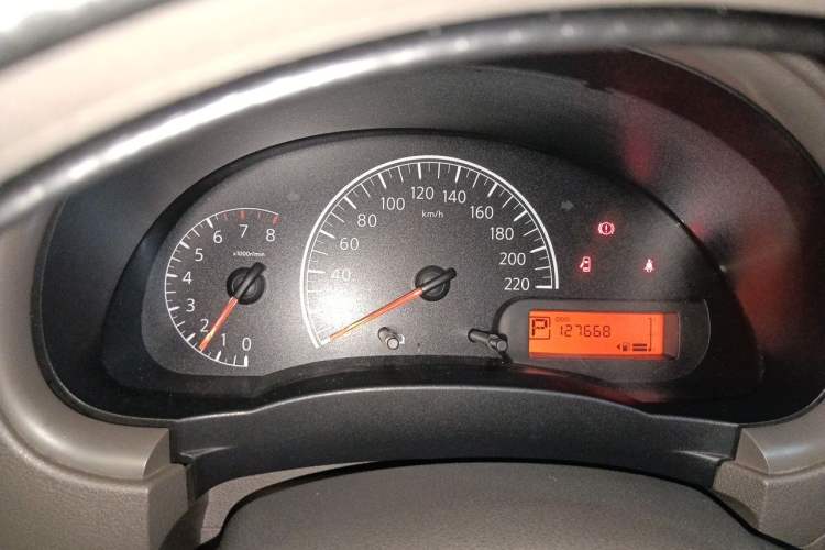 Used Nissan Sunny 2015 1.5XE CVT Comfort Edition Instrument Cluster