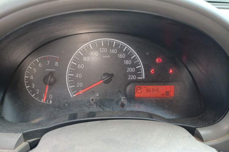 Used Nissan Sunny 2015 1.5XE CVT Comfort Edition Instrument Cluster