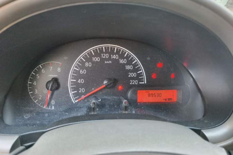 Used Nissan Sunny 2015 1.5XE Manual Comfort Edition Instrument Cluster