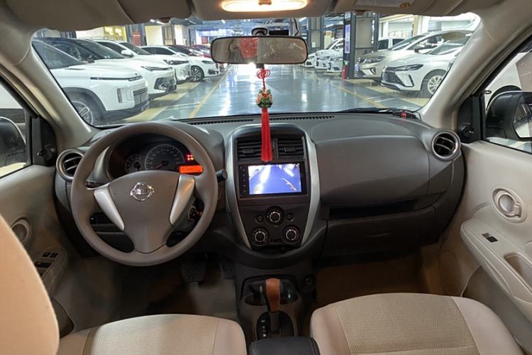 Used Nissan Sunny 2015 1.5XE CVT Comfort Edition Interior 1