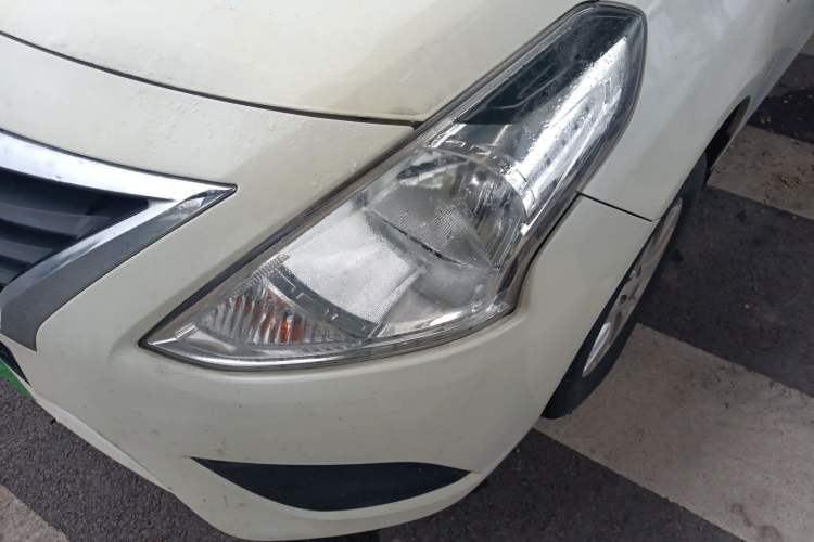 Used Nissan Sunny 2015 1.5XE CVT Comfort Edition Left Front Headlight