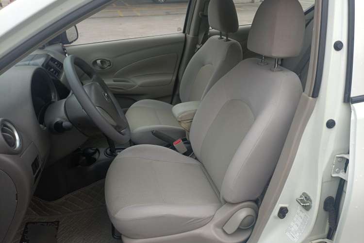 Used Nissan Sunny 2015 1.5XE CVT Comfort Edition Left Front Seat