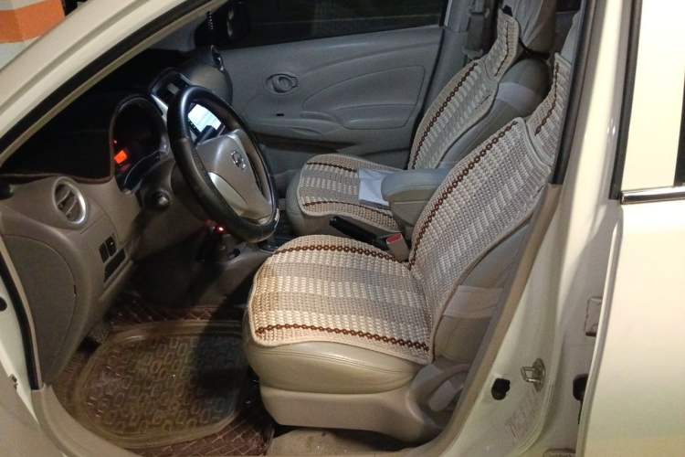 Used Nissan Sunny 2015 1.5XE CVT Comfort Edition Left Front Seat