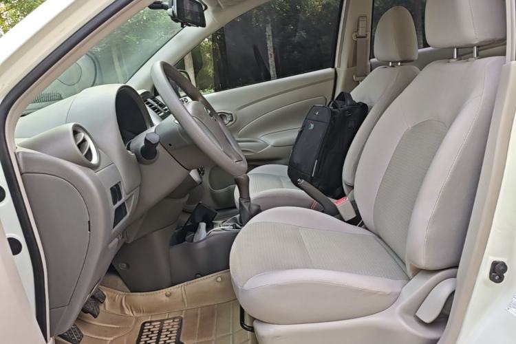 Used Nissan Sunny 2015 1.5XE Manual Comfort Edition Left Front Seat