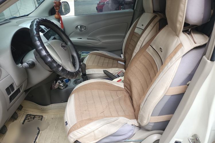 Used Nissan Sunny 2015 1.5XE Manual Comfort Edition Left Front Seat