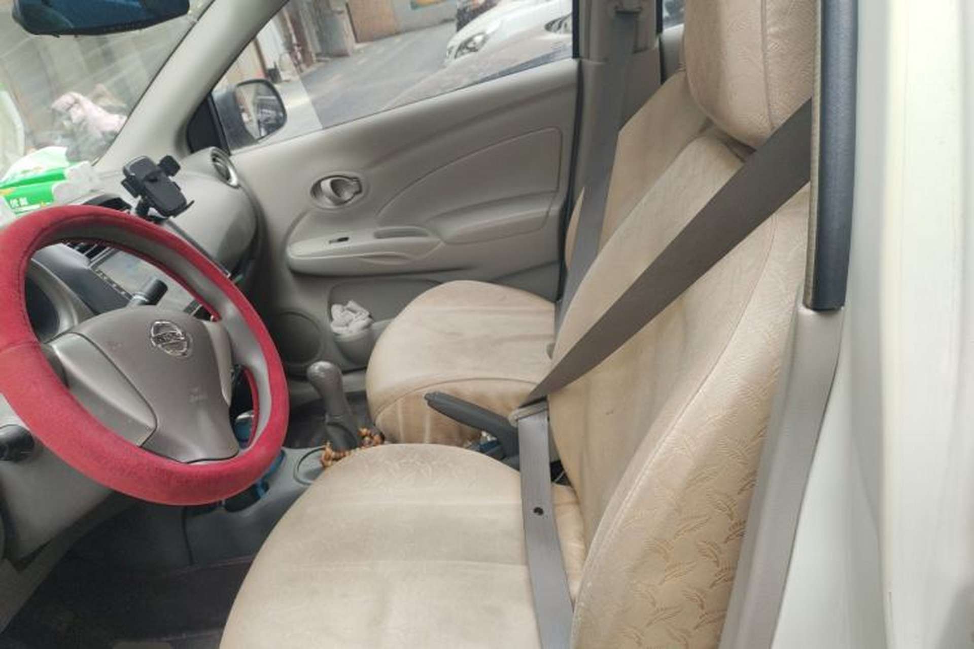 Used Nissan Sunny 2015 1.5XE Manual Master Edition Left Front Seat
