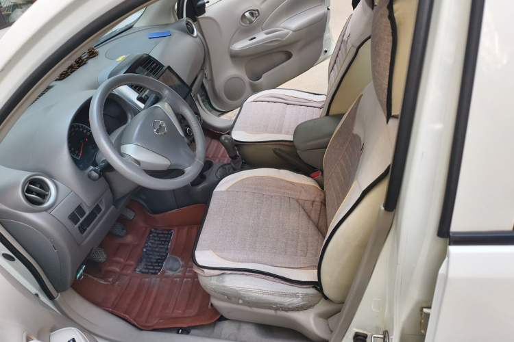 Used Nissan Sunny 2015 1.5XE Manual Comfort Edition Left Front Seat