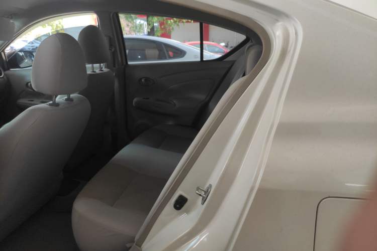 Used Nissan Sunny 2015 1.5XE CVT Master Edition Left Rear Seat