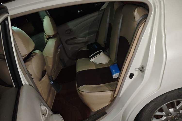 Used Nissan Sunny 2015 1.5XE CVT Comfort Edition Left Rear Seat