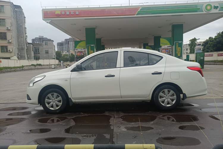 Used Nissan Sunny 2015 1.5XE CVT Comfort Edition Left Side