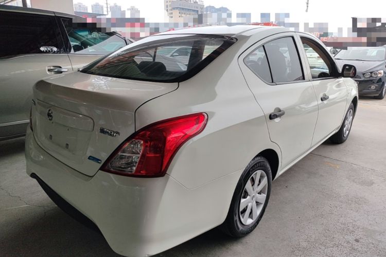 Used Nissan Sunny 2015 1.5XE Manual Comfort Edition Rear Right 45 Deg