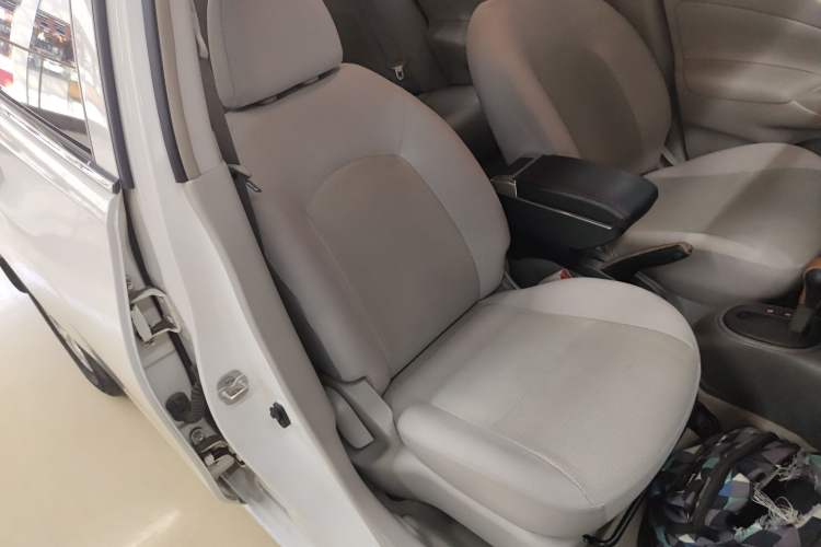 Used Nissan Sunny 2015 1.5XE CVT Comfort Edition Right Front Seat