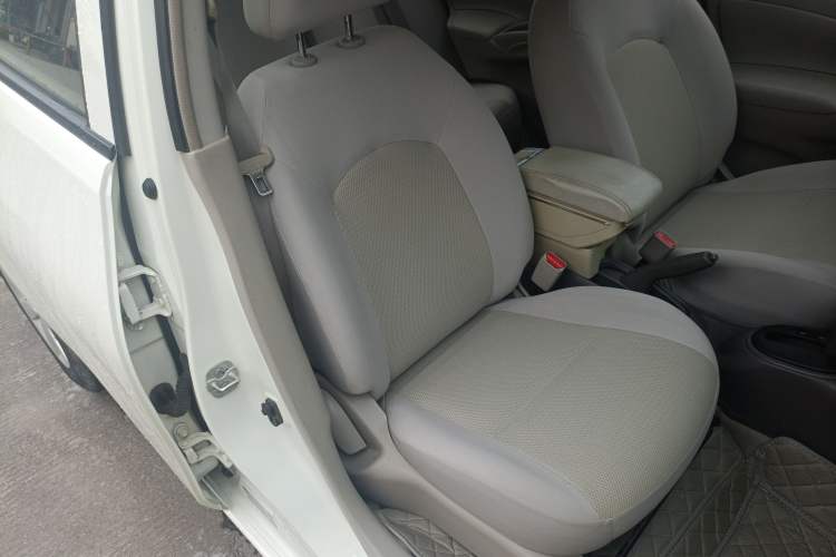 Used Nissan Sunny 2015 1.5XE CVT Comfort Edition Right Front Seat