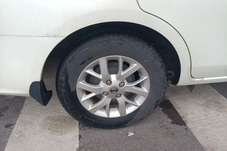 Used Nissan Sunny 2015 1.5XE CVT Comfort Edition Right Rear Wheel Hub