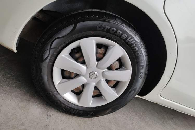 Used Nissan Sunny 2015 1.5XE Manual Comfort Edition Right Rear Wheel Hub