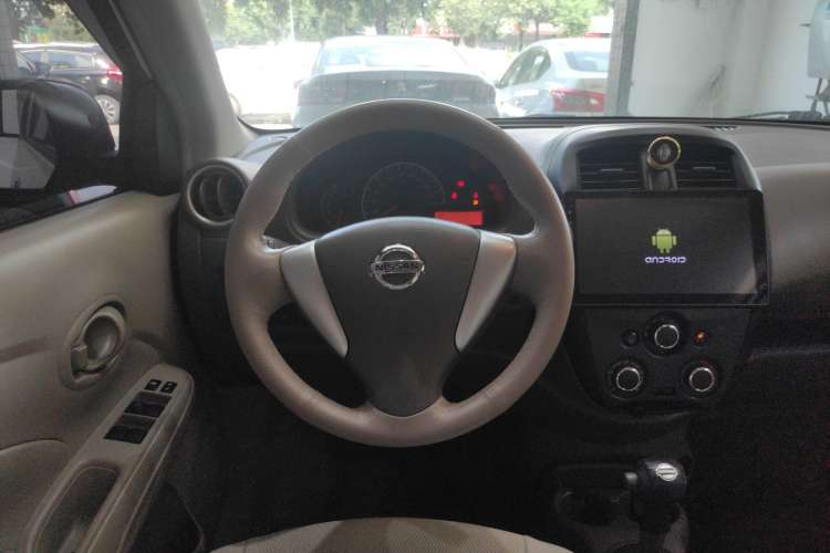 Used Nissan Sunny 2015 1.5XE CVT Master Edition Steering Wheel