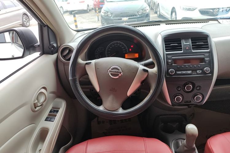 Used Nissan Sunny 2015 1.5XE Manual Comfort Edition Steering Wheel