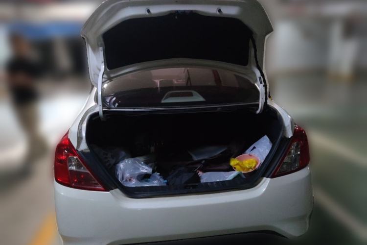 Used Nissan Sunny 2015 1.5XE CVT Comfort Edition Trunk