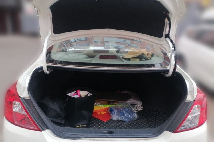 Used Nissan Sunny 2015 1.5XE CVT Comfort Edition Trunk