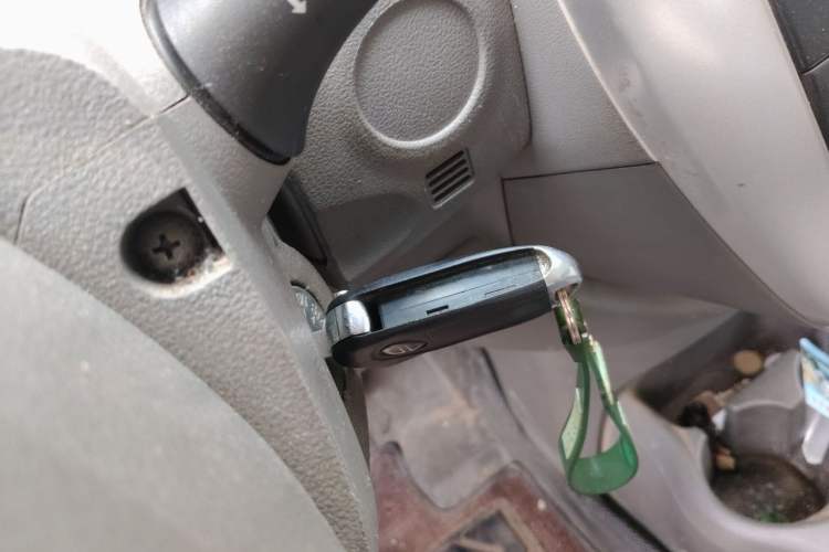 Used Nissan Sunny 2015 1.5XE Manual Comfort Edition Vehicle Key