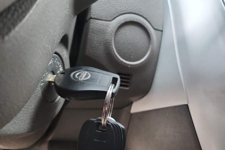 Used Nissan Sunny 2015 1.5XE Manual Comfort Edition Vehicle Key