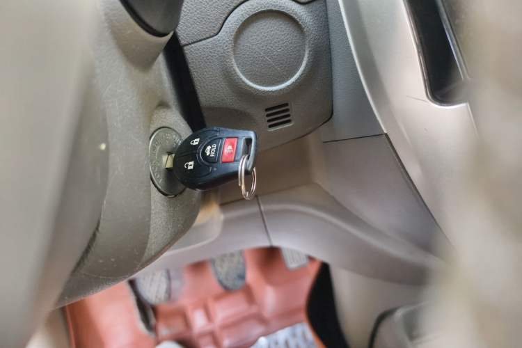 Used Nissan Sunny 2015 1.5XE Manual Comfort Edition Vehicle Key