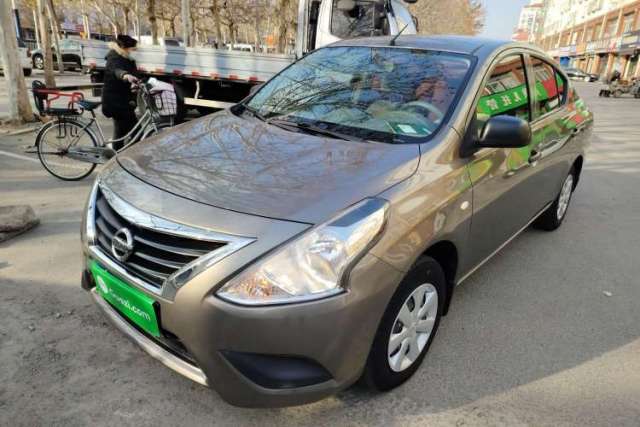 Ojetý Nissan Sunny 2015 1.5XE CVT Comfort Edition