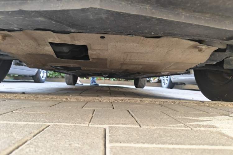 Used Nissan Sunny 2015 1.5XE Manual Elite Edition Chassis Front