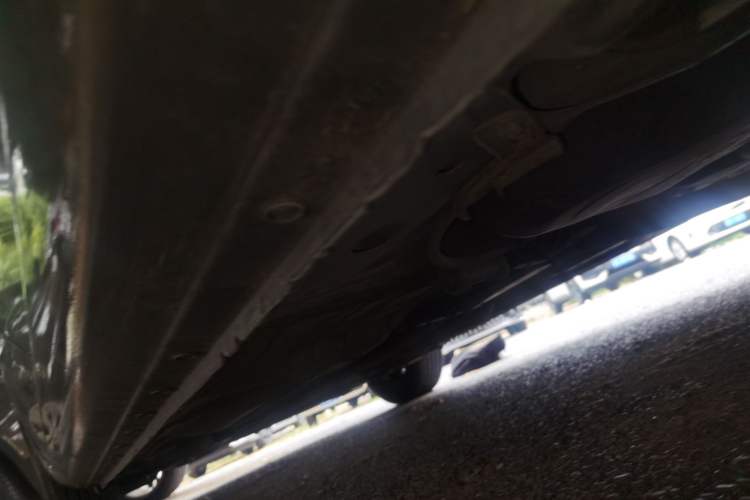 Used Nissan Sunny 2015 1.5XE Manual Comfort Edition Chassis Rear Left