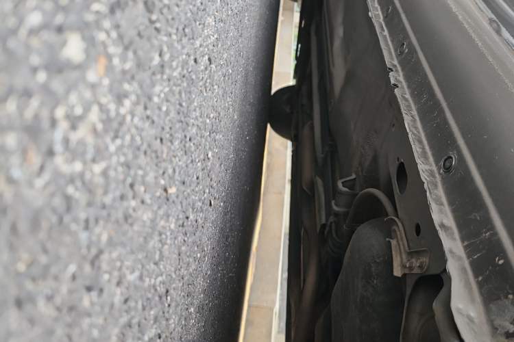 Used Nissan Sunny 2015 1.5XE Manual Comfort Edition Chassis Rear Left