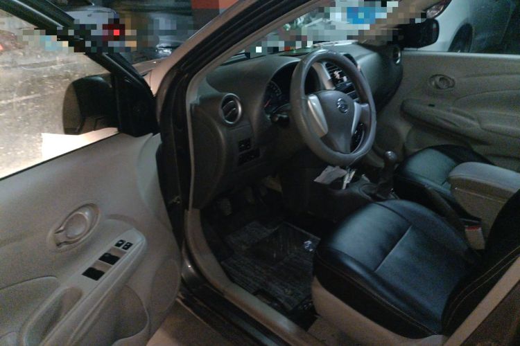 Used Nissan Sunny 2015 1.5XE Manual Comfort Edition Driver Seat