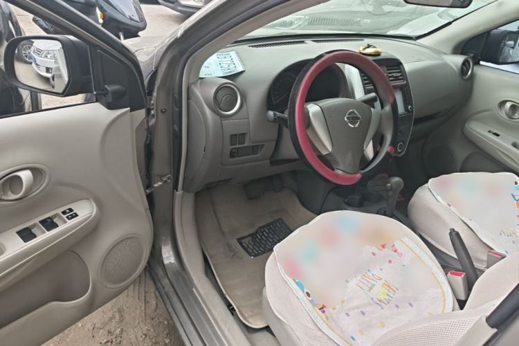 Used Nissan Sunny 2015 1.5XE CVT Comfort Edition Driver Seat