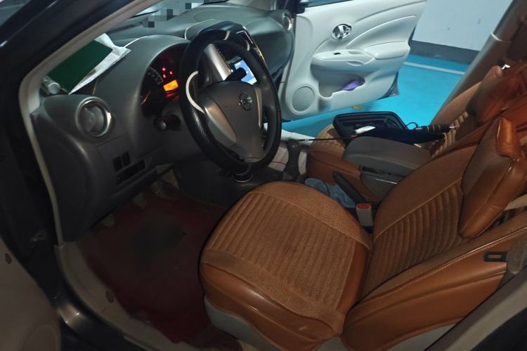 Used Nissan Sunny 2015 1.5XE Manual Comfort Edition Driver Seat