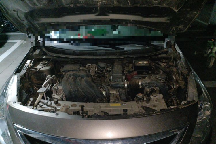 Used Nissan Sunny 2015 1.5XE Manual Comfort Edition Engine Bay