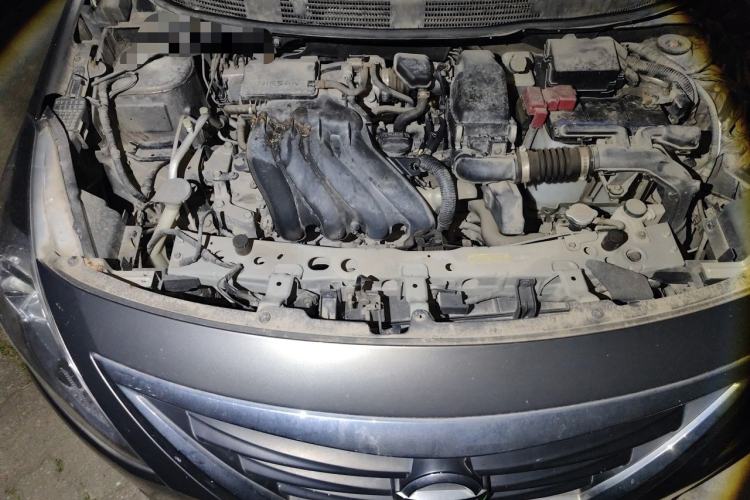 Used Nissan Sunny 2015 1.5XE Manual Comfort Edition Engine Bay