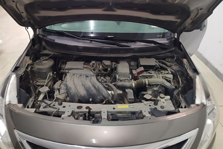 Used Nissan Sunny 2015 1.5XE CVT Comfort Edition Engine Bay