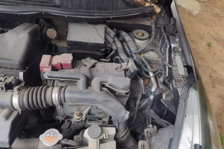 Used Nissan Sunny 2015 1.5XE Manual Comfort Edition Engine Bay Left