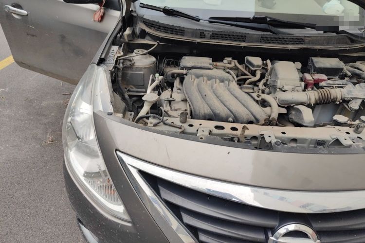 Used Nissan Sunny 2015 1.5XE Manual Master Edition Engine Bay Right
