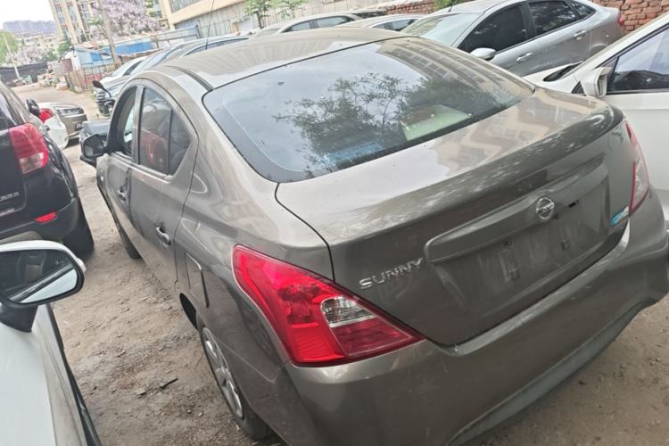 Used Nissan Sunny 2015 1.5XE CVT Comfort Edition Exterior 2