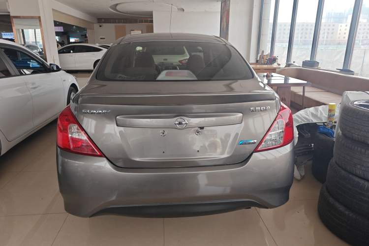 Used Nissan Sunny 2015 1.5XE CVT Comfort Edition Exterior 4