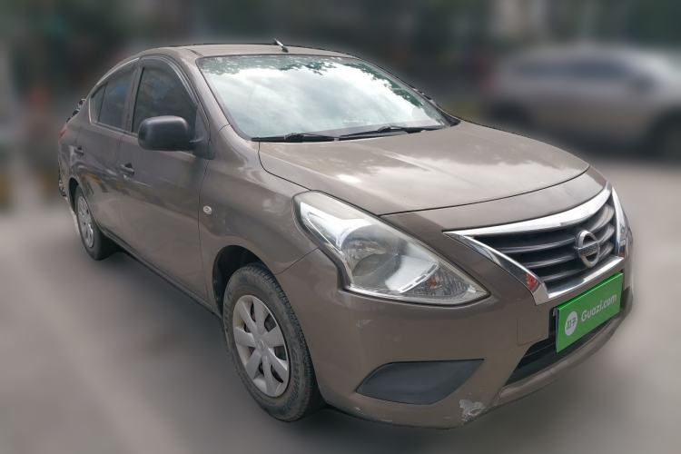 Used Nissan Sunny 2015 1.5XE Manual Elite Edition Front Right 45 Deg