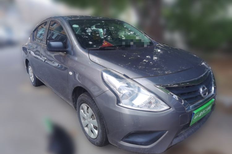Used Nissan Sunny 2015 1.5XE Manual Comfort Edition Front Right 45 Deg