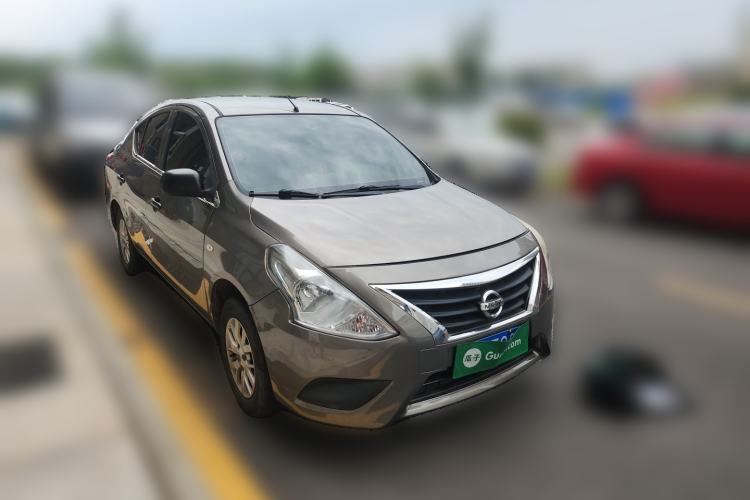 Used Nissan Sunny 2015 1.5XE Manual Comfort Edition Front Right 45 Deg
